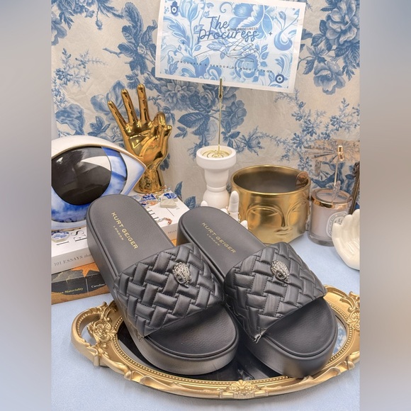 🆕 KURT GEIGER LONDON 🧿 NWOB Kensington Quilted Platform Slides, Sz EU 40 US 9 - Picture 1 of 15